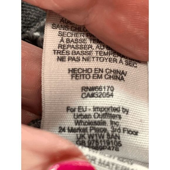 Free People Heavy Distressed Faded Black Skinny Jean Size 28 - Picture 5 of 9